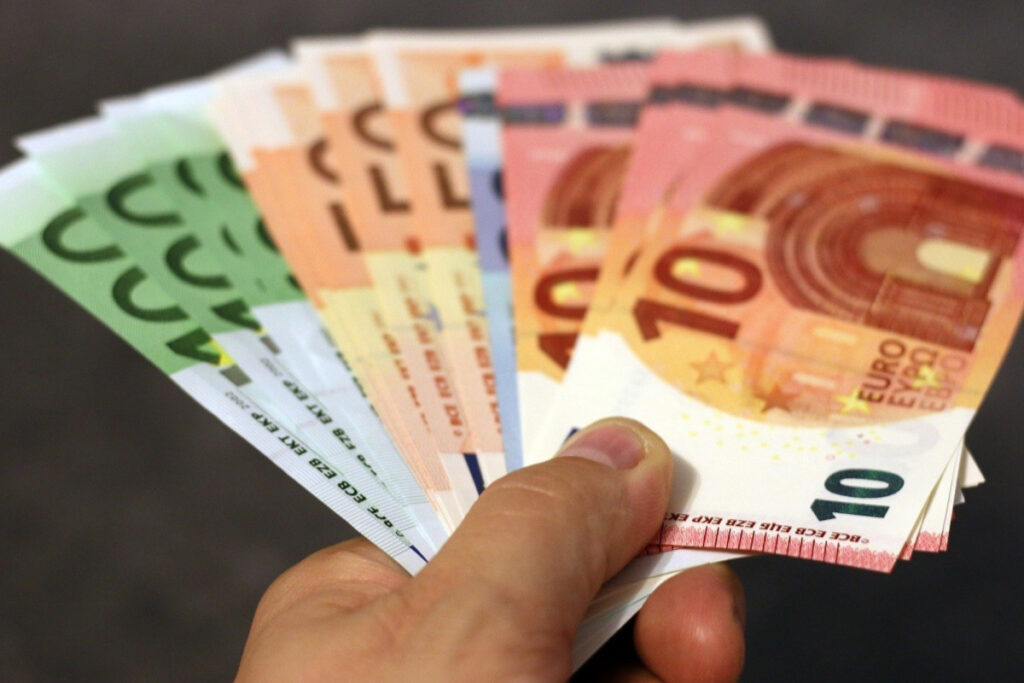 Non seulement on te vend souvent des produits inefficaces, mais en plus, tu les paies à prix d’or.